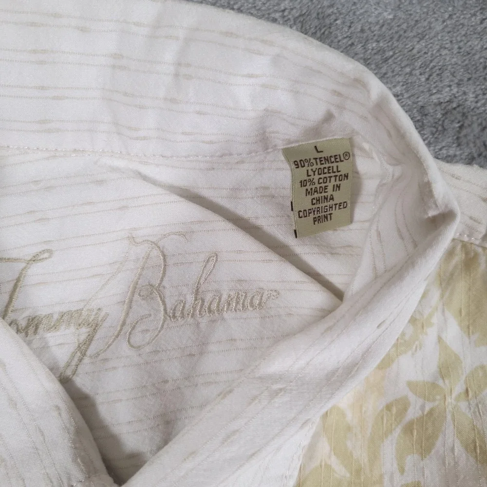 Tommy Bahama Shirt Mens Large White Beige Floral Hawaiian‎ Button Up Embroidered